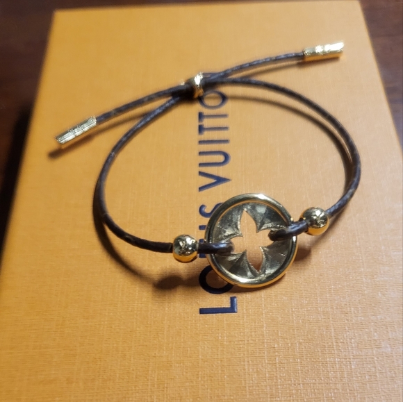 Louis vuitton leather bracelet - Picture 6 of 8